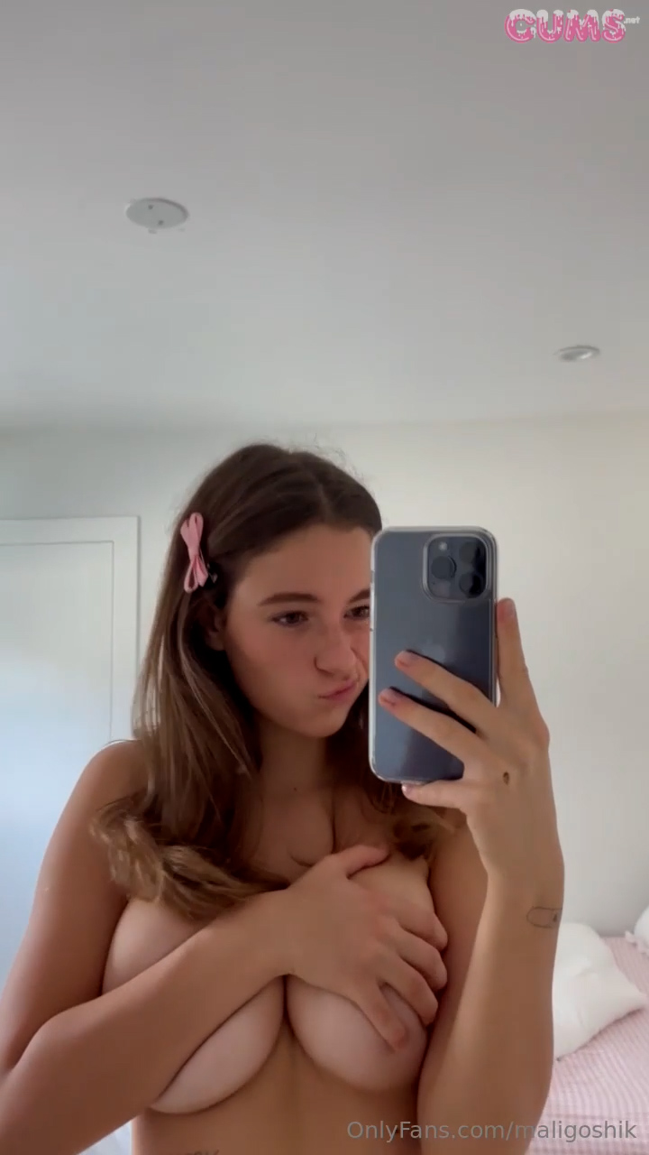 Maligoshik / Anna Malygon Onlyfans video – Naked in Mirro